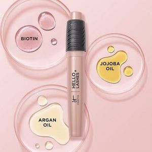 Mascara brand- It Cosmetics